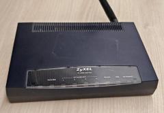 Router Modem - ZyXEL P-600 Wi-Fi